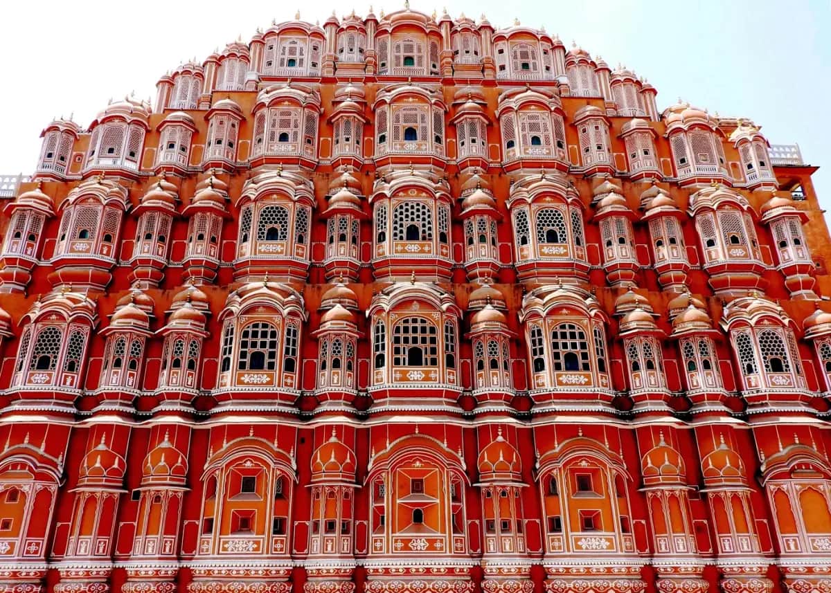 Pink sandstone facade of Hawa Mahal in Jaipur